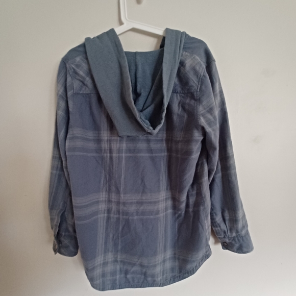 tentree Hooded Flannel Shirt - Picture 3 of 5